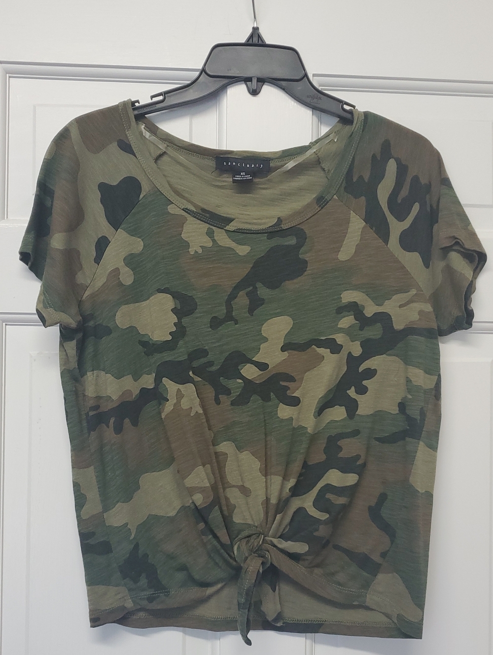 Sanctuary Olive Camo Tie-Front Tee XS